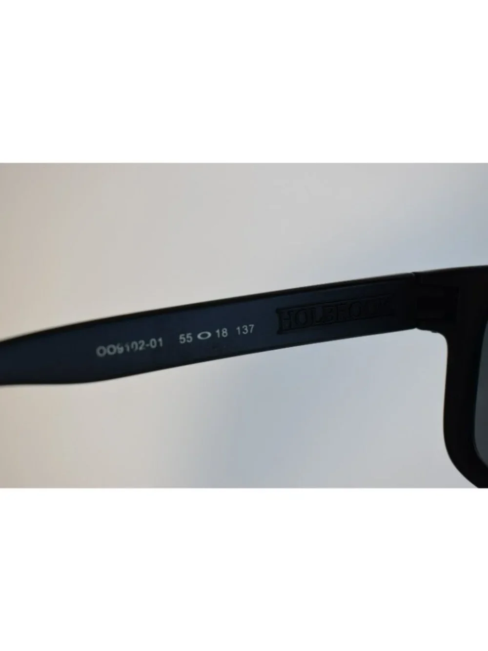 Oakley OO9102-01 Holbrook 55-18-137 Matte Black Sunglasses Made in USA w/ Case